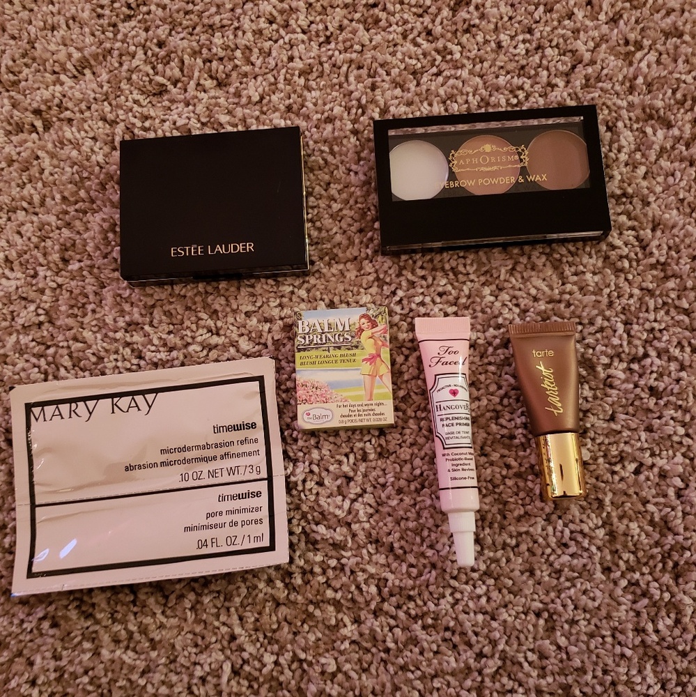 🎁SALE🎁*NEW* Makeup Lot